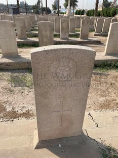 BAGHDAD (NORTH GATE) WAR CEMETERY - HUTTON, W H